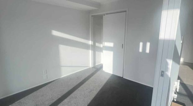 6E/30 Westward Ho Road, Glen Eden - Photo 1