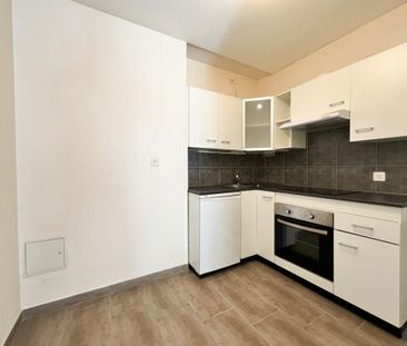 Appartement de 2.5 pièces au centre-ville - Photo 2