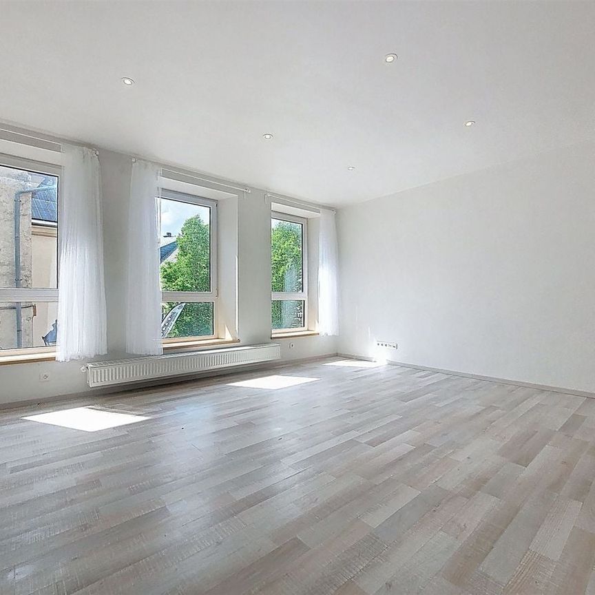 Appartement te huur in Arlon voor € 950 met 1 slaapkamer - Foto 1