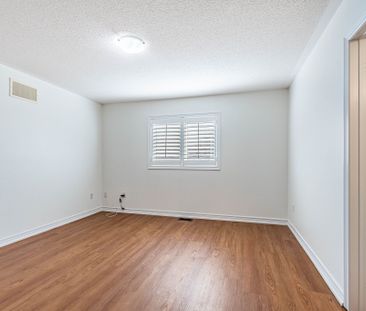 For Lease - 9 Olivia Marie Road, Brampton, Ontario - Photo 5