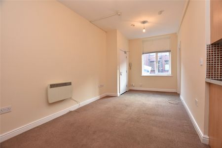 1, Nancroft Mount, Armley, Leeds, LS12 2DF - Photo 3