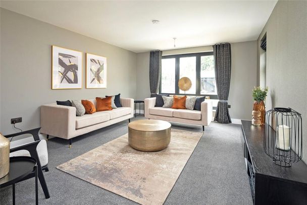 4 bedroom detached house to rent - Photo 1