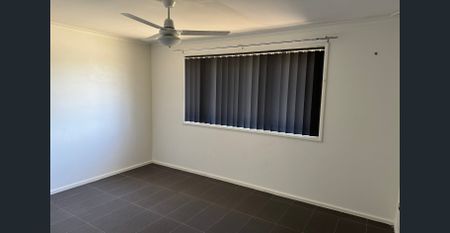 NEAT AND TIDY - Photo 2