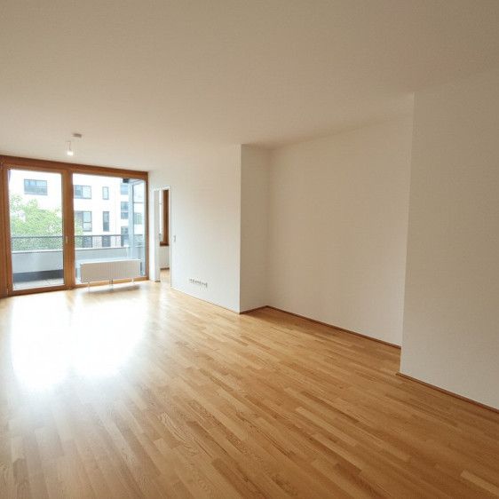 Moderne 3 Zimmer Mietwohnung mit großer Loggia in bester Lage - Photo 1