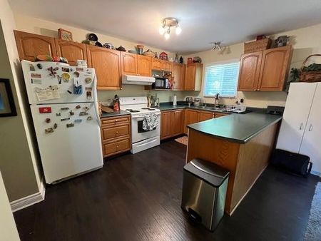 882 Winchester Lane - 2 bed, 2.5 bath, ALL INCLUSIVE! - Photo 3