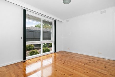 3/4 Maverston Street, Glen Iris VIC 3146 - Photo 4