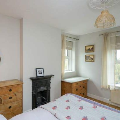 3 bedroom property to rent in Corsham - Photo 1