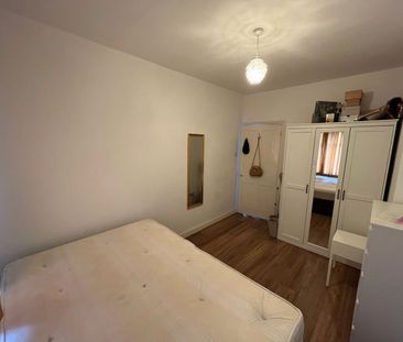 Bedsit, Fryatt Road, N17 - Photo 5