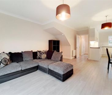 4 bedroom terraced house to rent - Photo 2