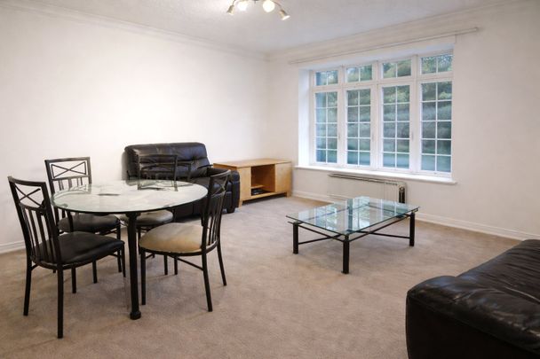 Langley Walk, Woking, Surrey, GU22 7UD - Photo 1