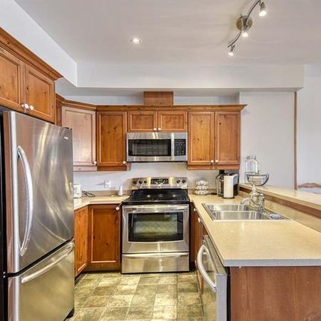 Cap Tremblant: Piscine, tennis, parc enfant - Photo 3