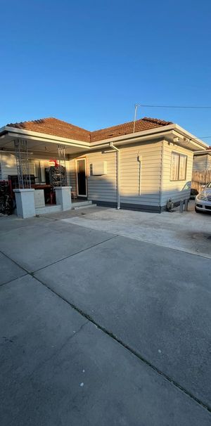28 Dulcie Street, Sunshine, Vic 3020 - Photo 1