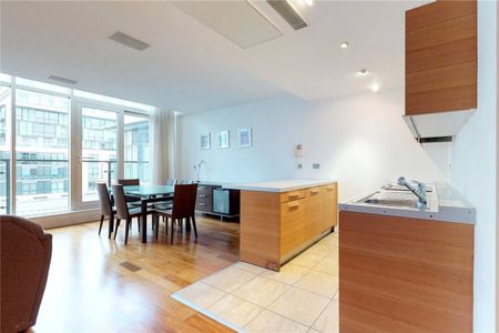 Peninsula Apartments, 4 Praed Street, London, W2 - Photo 4