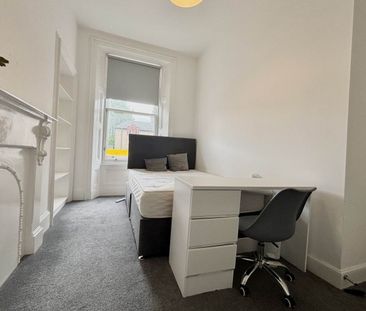 1 bed Flat to rent - Photo 6
