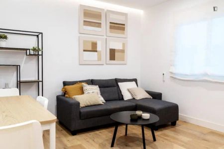 Apartamento de alquiler en Castilla - Photo 3