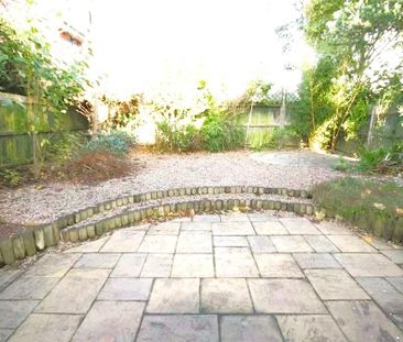 6 bedroom detached house to rent - Photo 6