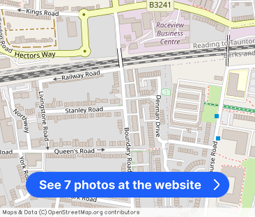 Newbury, Berkshire, RG14 - Photo 1