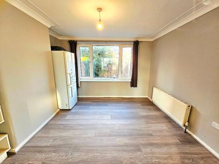 Yeadon Road, Gorton, Manchester, M18 - Photo 2