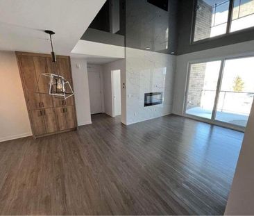 LAVAL 3 1/2 - STAT. - PISCINE - GYM - WIFI- FOYER - ASCENSEUR - Photo 2