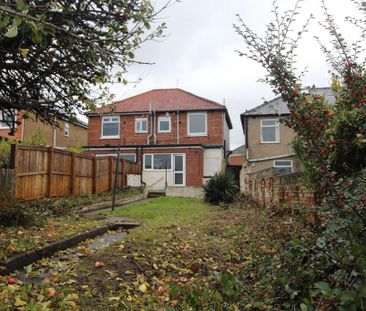 2 bedroom semi-detached house to rent - Photo 3