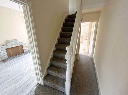 3 bedroom house to rent - Photo 4