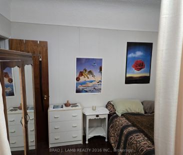 984 Dundas Street W #1 - Photo 6