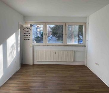 Charmante 2-Zimmer-Wohnung mit Tageslichtbad in Wiesbaden - Photo 1