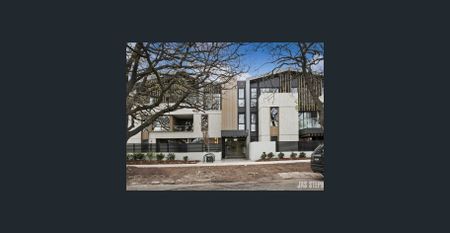 Yarraville Village on your doorstep! ***Short-term lease available*** - Photo 5