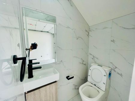 CONIFER GROVE, 4 BEDROOMS - Photo 4