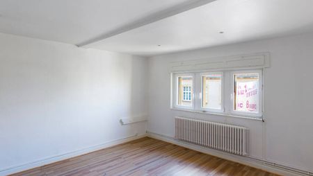 **A LOUER MONTIGNY LES METZ F4 RÉNOVÉ AVEC CUISINE EQUIPÉE - Photo 2