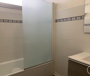 Location Appartement 1 pièce 28m² 34203 SETE CEDEX 34200 - Photo 1