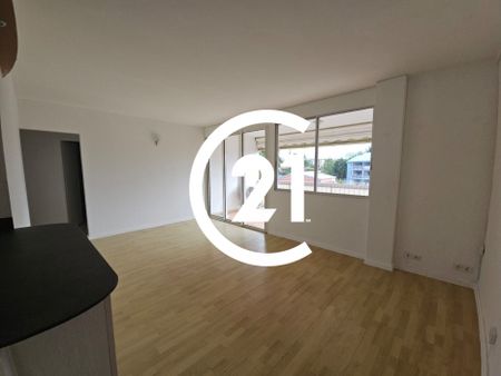 Location Appartement 65.96m² 4 pièces Fort de france - Photo 2
