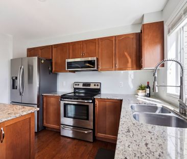 For Lease - 253 Cayman Road, Stittsville - Munster - Richmond, Ontario - Photo 3