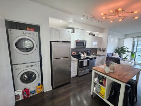 For Lease - 20 Bruyeres Mews Unit# 2213, Toronto, Ontario - Photo 5