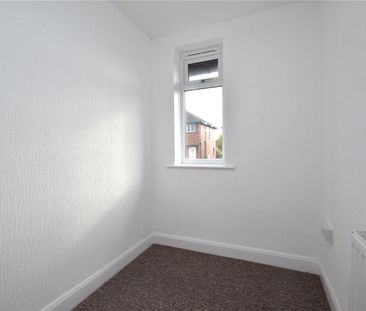 7, Harthill Avenue, Gildersome, Leeds, LS27 7EZ - Photo 4