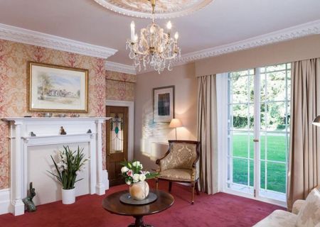 6 bedroom detached house to rent - Photo 2