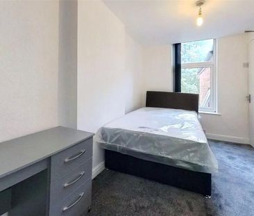 5 bedroom house to rent - Photo 2