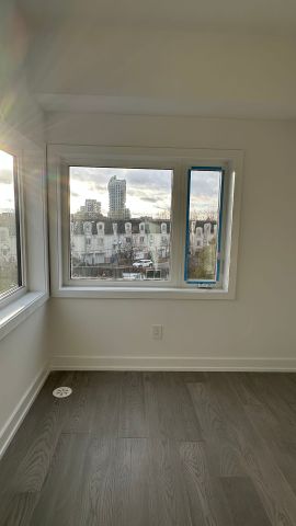 For Lease - 17 Carl Hill Lane, Richmond Hill, Ontario - Photo 4