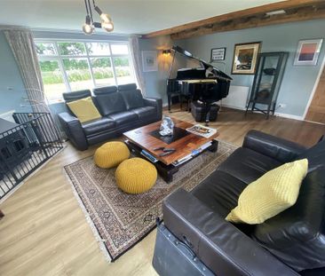 3 bedroom detached house to rent - Photo 3