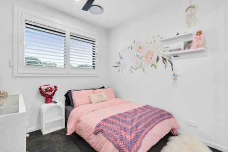 Modern 4 bedroom home in Thirlmere - Photo 5