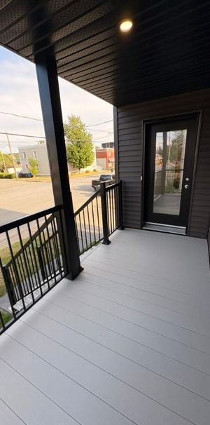 4 ½ rénové à louer – Disponible dès maintenant - Photo 1