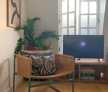 1 Bed Flat, Chepstow Road, W2 - Photo 2