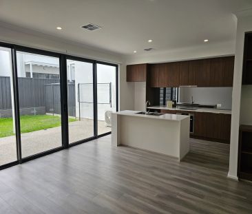 16 John McKinna Circuit - (Fort Largs) - Photo 1