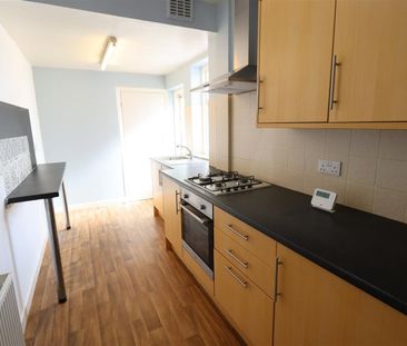 3 Bed Terraced House, Stepping Stones Road, CV5 - Photo 5