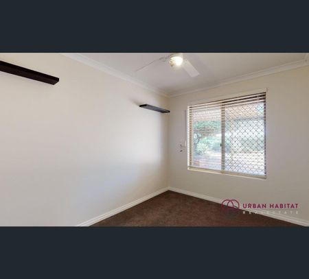 2 Conellan Terrace, Parmelia, WA 6167 - Photo 2
