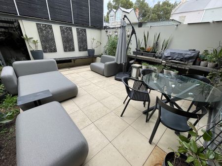 Alexandria - Photo 4