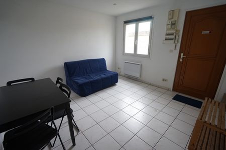 LILLE MOULIN - APPARTEMENT - T2 MEUBLE - Photo 2