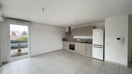 Location Appartement 3 pièces 59m² - Photo 4