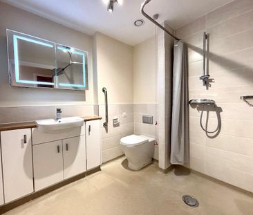 1 bedroom property to rent - Photo 2