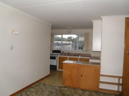 Townhouse - Photo 3